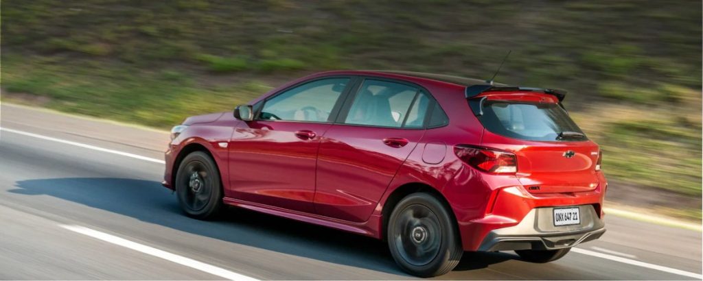 Chevrolet Onix Rs Turbo 2024 6