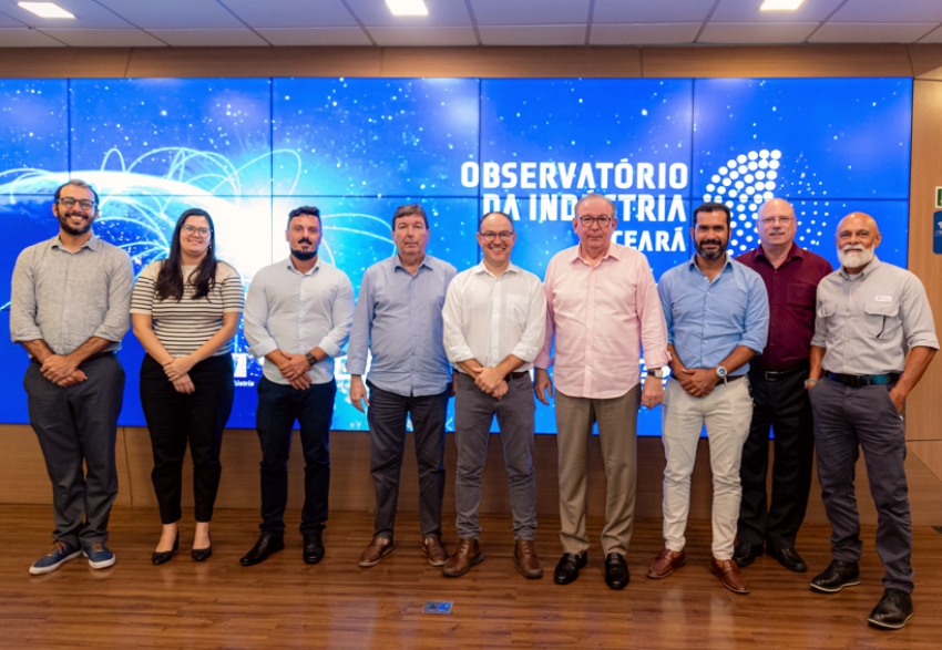 Ricardo Cavalcante apresenta potencial do Observatório a comitiva de logística