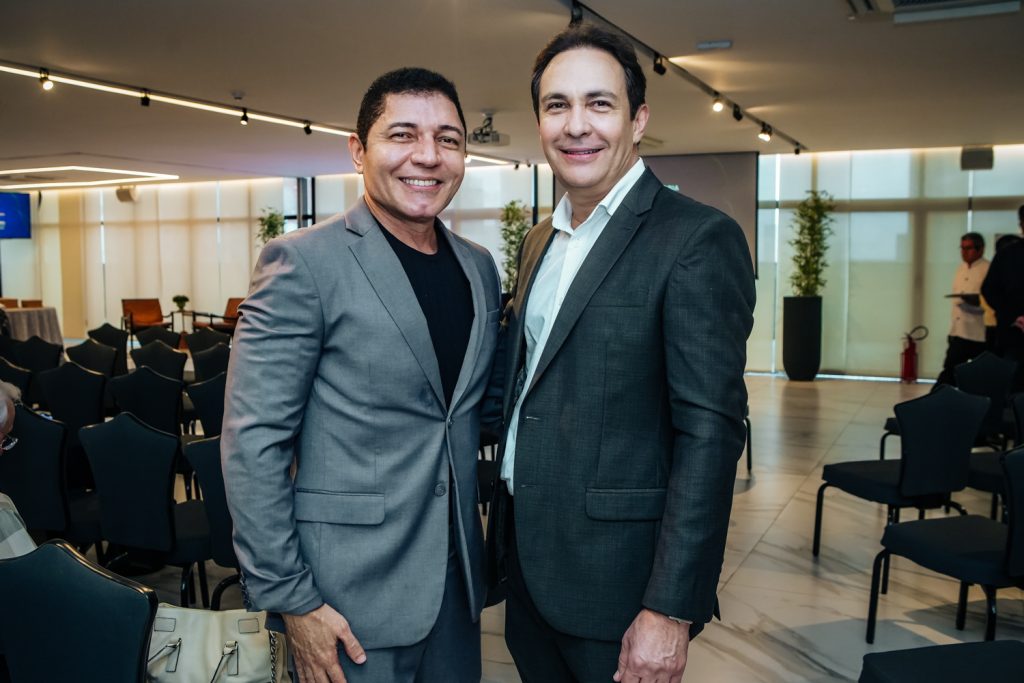
				Daniel Gomes E Luis Carlos Queiroz
				