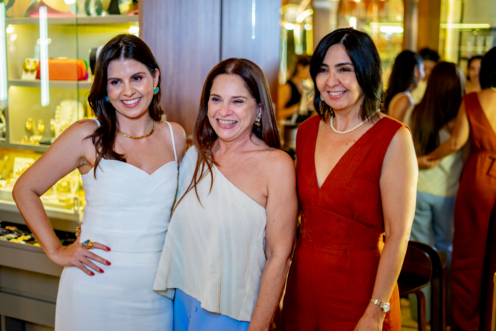 Eloisa Gomes, Jack Chacon E Eliane Gomes