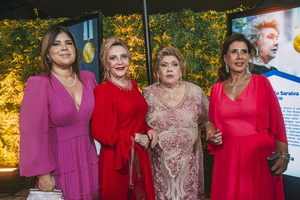Gisela Vieira, Graca Da Escossia, Consuelo Dias Branco E Regina Ximenes