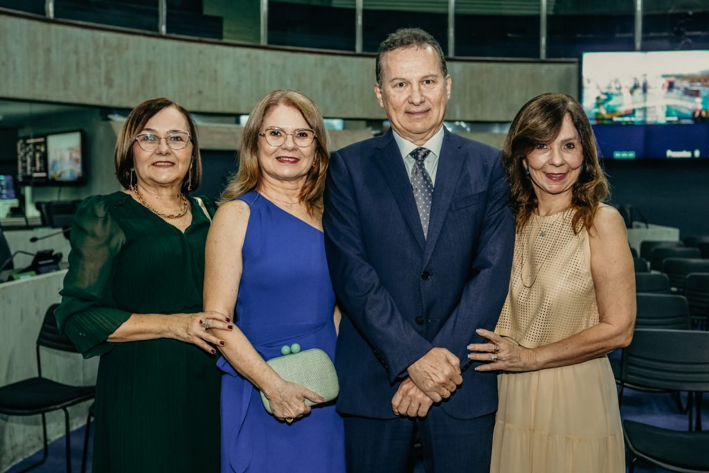 Heloisa, Cristine, Carlos Pimentel E Carmen Ines Matos