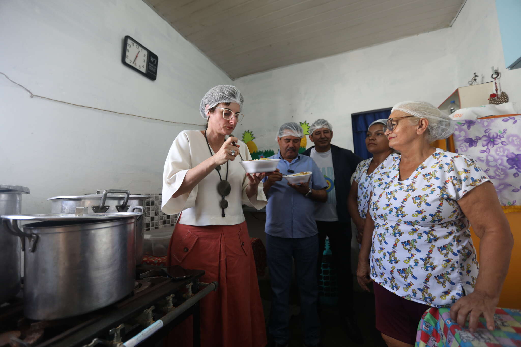 Ceará Sem Fome: Lia de Freitas aprensenta estratégias de combate à fome para secretária nacional de Segurança Alimentar e Nutricional