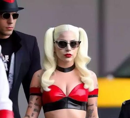 Lady Gaga vislumbra fãs ao compartilhar primeiro trailer de Coringa no Instagram