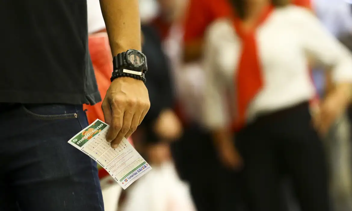 Mega-Sena sorteia nesta terça-feira prêmio acumulado em R$ 95 milhões