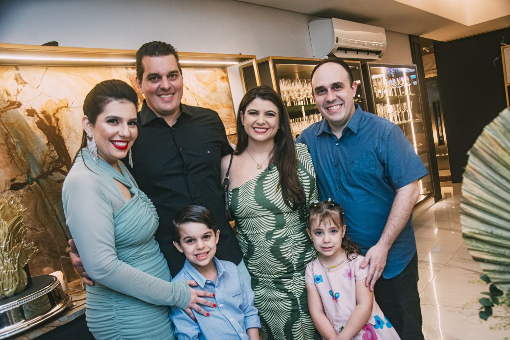 Luana Dummar, Nicolas Dummar, Carlos Henrique Dummar, Mariana Barreira, Lina Barreira E Nereu Barreira