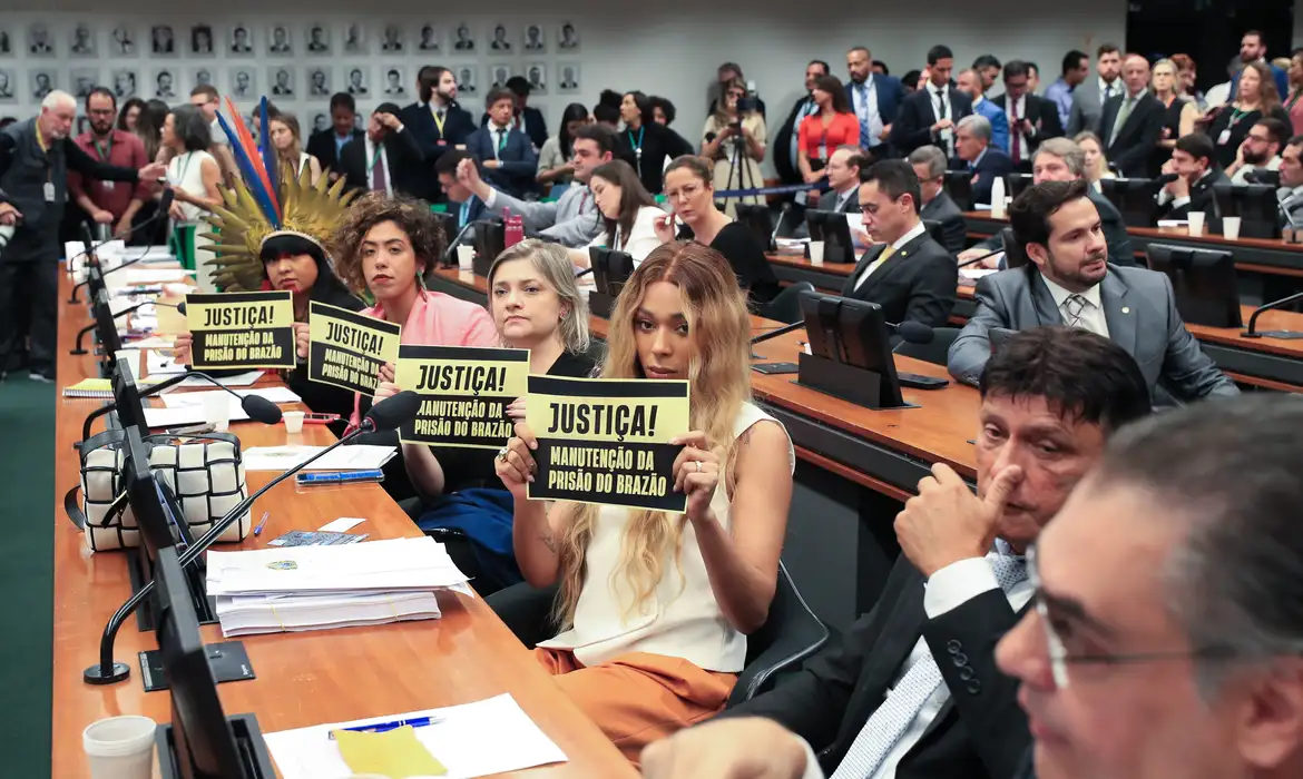 CCJ da Câmara aprova prisão de Chiquinho Brazão