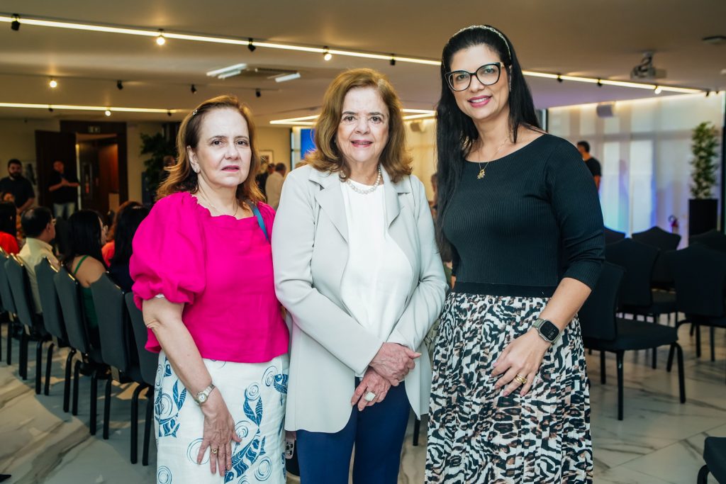Marcia Pinheiro, Roseane Medeiros E Karina Frota