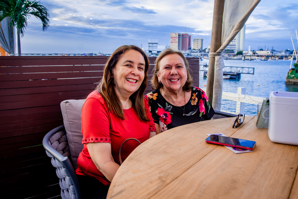Maria Eduarda Barreira E Lucinha Oliveira