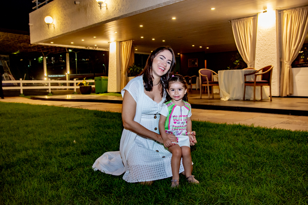 Mayara Teixeira E Maria Eduarda Meneleu