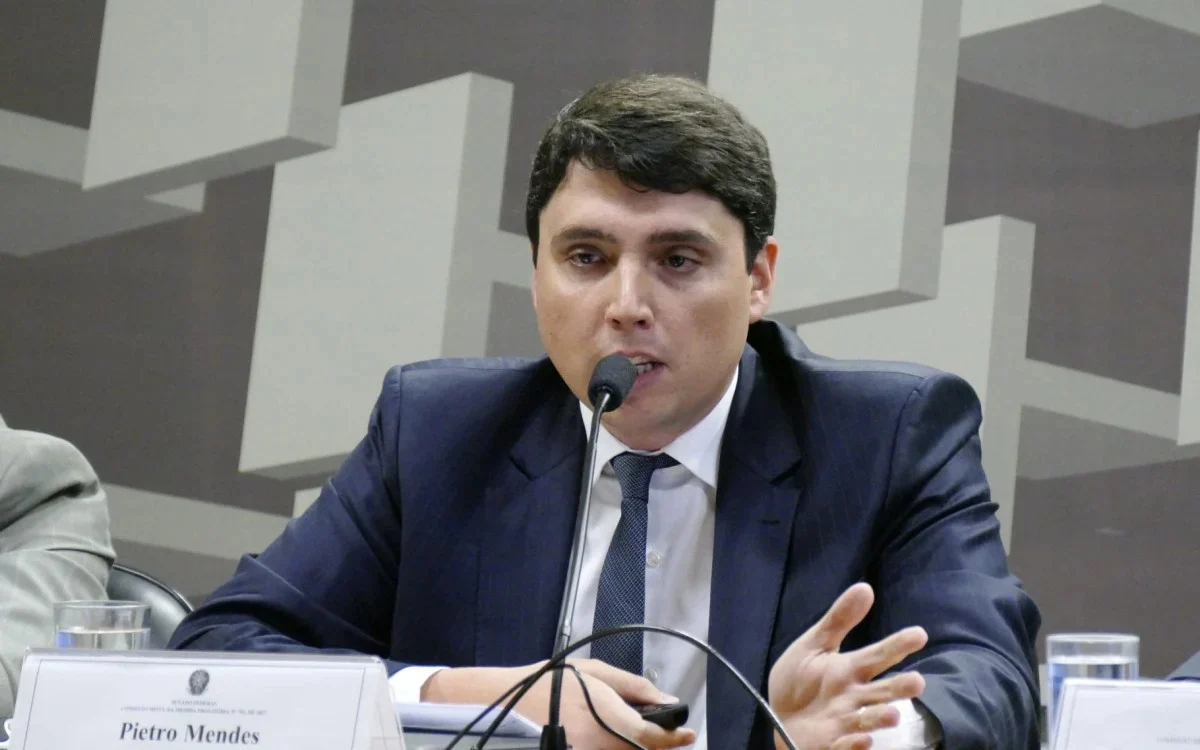 AGU apresenta recurso contra afastamento de conselheiro da Petrobras