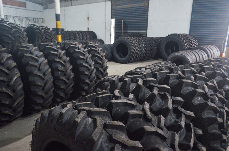 Governo corta importação de lotes de pneus chineses por concorrência desleal