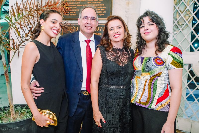 Novo comando - Henrique Vasconcelos toma posse como presidente do Náutico Atlético Cearense