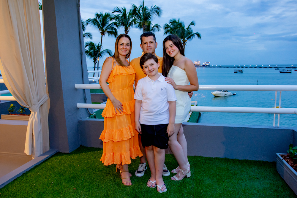 Raquel, Erick E Beatrice Vasconcelos, E Erick Filho (2)