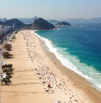 Copacabana é avaliada em € 132 milhões e entra no top 10 das praias mais valiosas do mundo