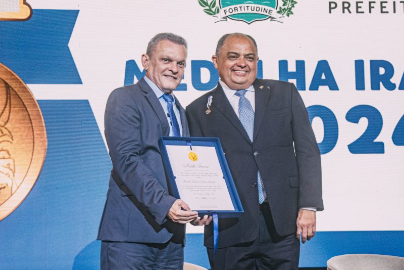 MAIS ALTA HONRARIA - Medalha Iracema entregue a personalidades de destaque da sociedade fortalezense