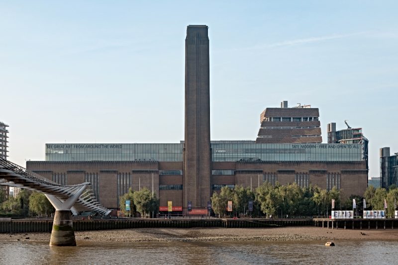 EVENTO EM LONDRES - Desfile Gucci Cruise 2025 será realizado no Tate Modern Museum, em Londres