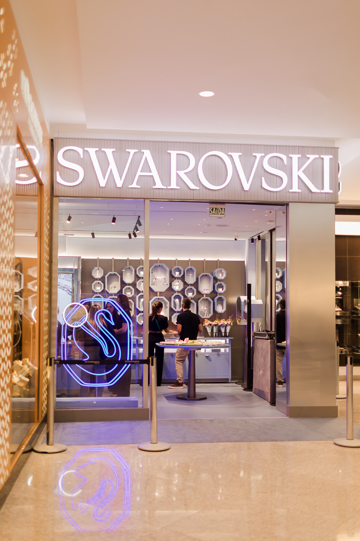 Swarovski inaugura primeira loja Wonderlux em Brasília