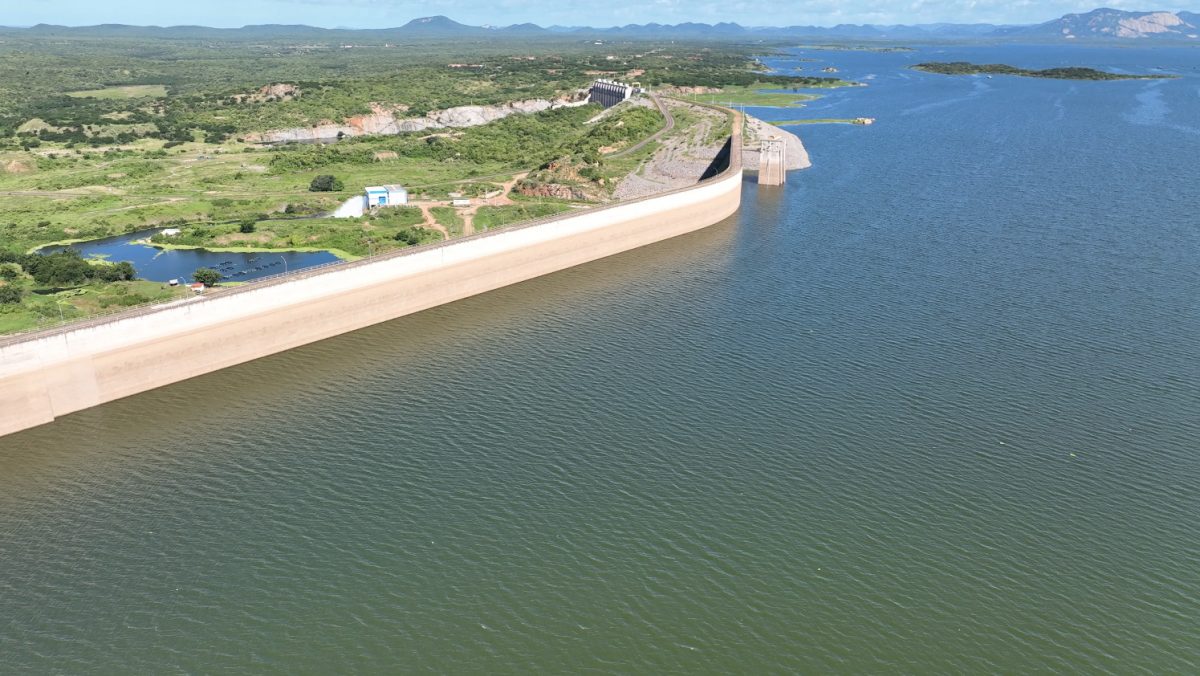 Ceará atinge marca de 64 açudes sangrando; Castanhão ultrapassa 30% da capacidade