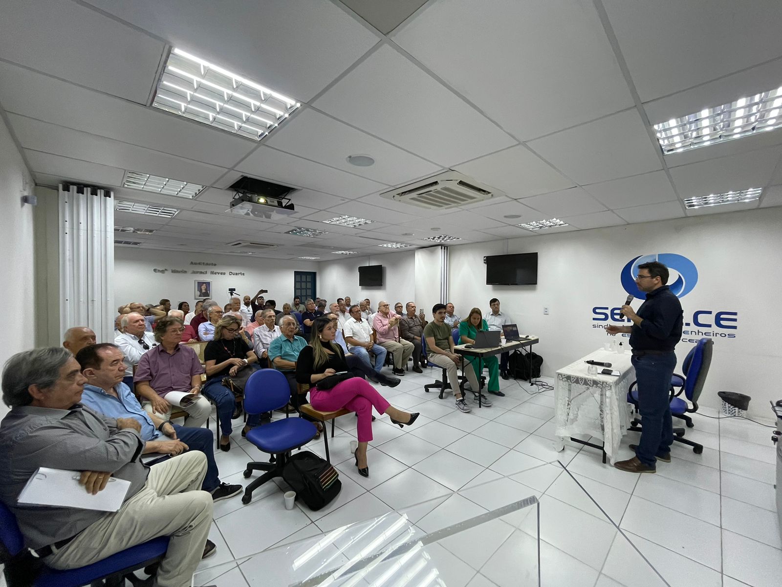 Representantes do Consórcio Santa Quitéria ministram palestra na Academia Cearense de Engenharia