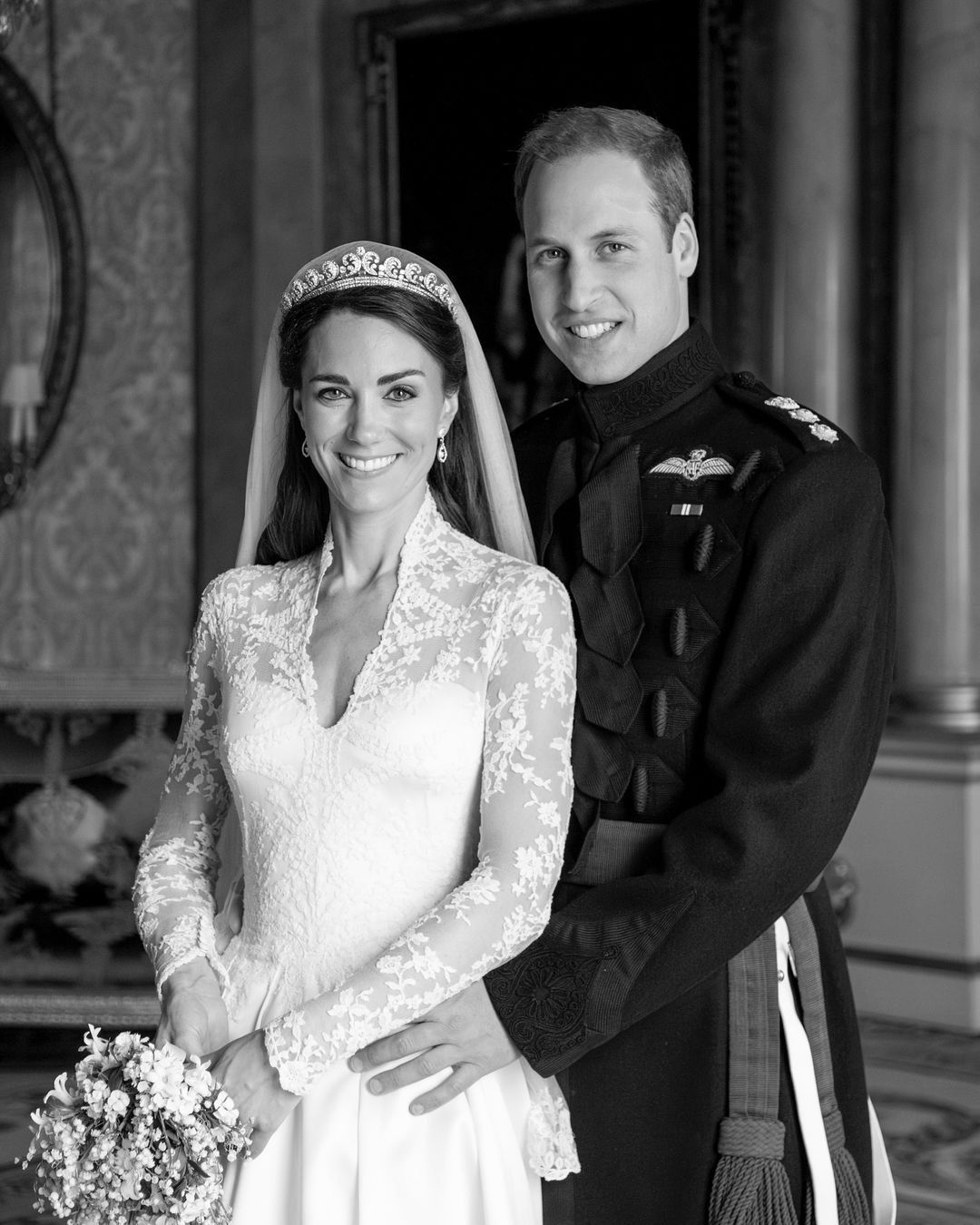 Príncipe William e Kate Middleton celebram 13 anos de casamento com foto especial