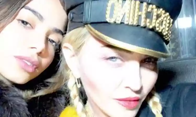 Madonna faz exigência para Anitta participar de show na praia de Copacabana