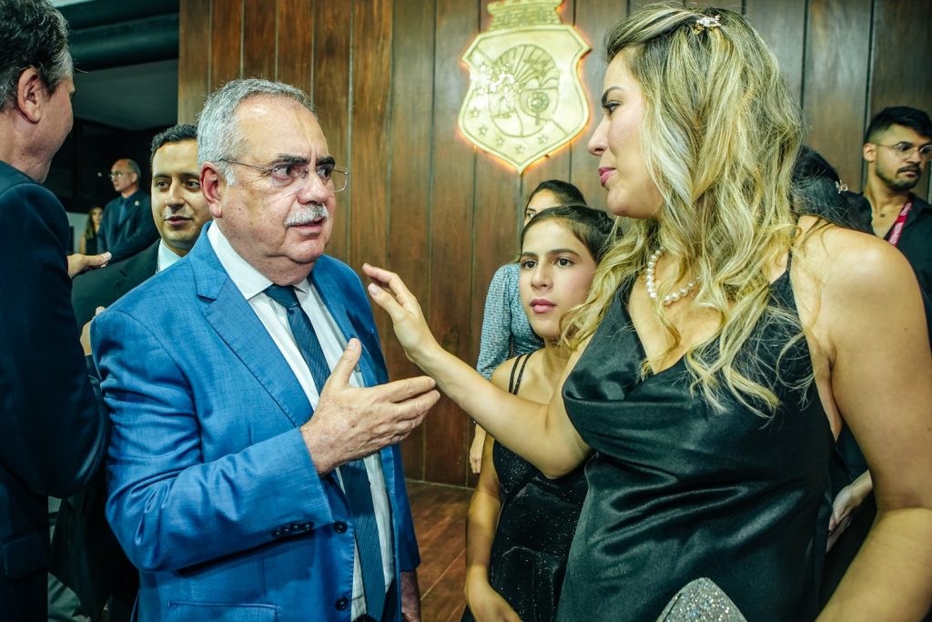 Assis Cavalcante E Onelia Santana