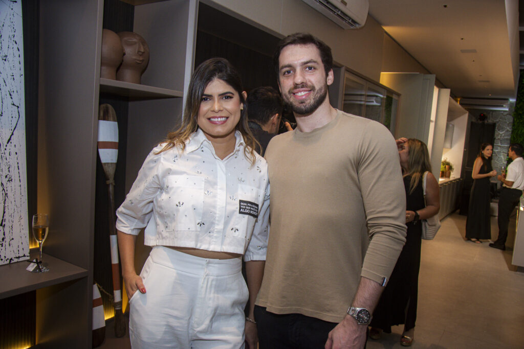 Barbara Menezes E Pedro Guerra