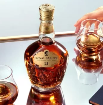 Royal Salute apresenta novo  whisky de luxo no Brasil