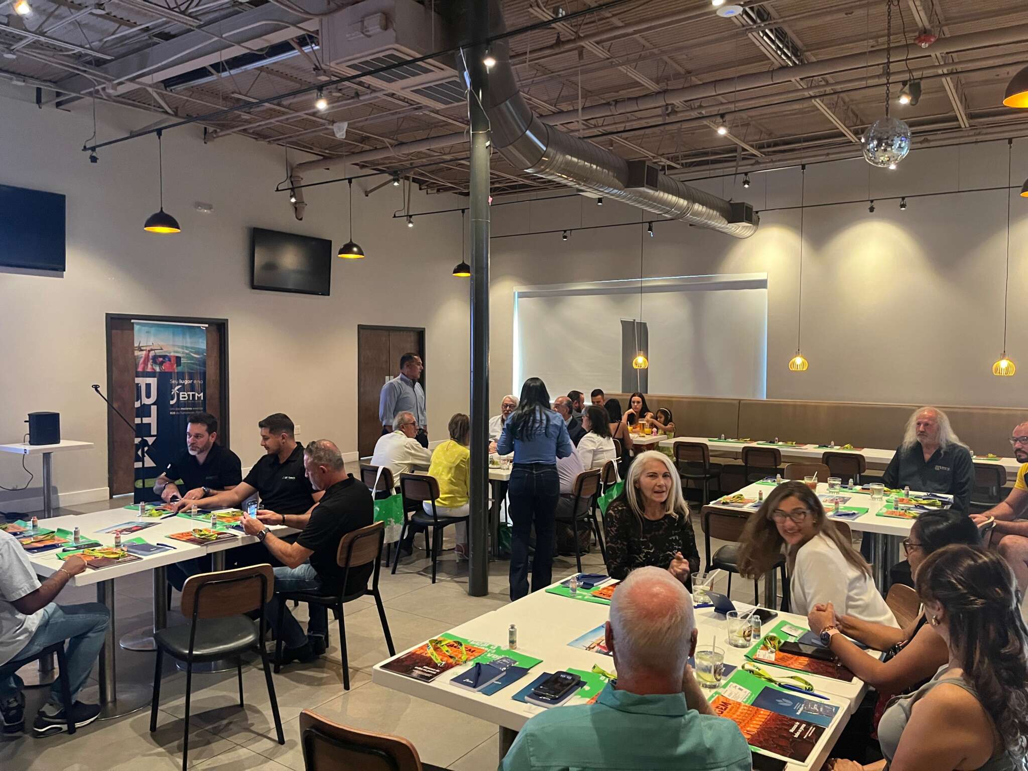 Projeta Setur que voo Orlando-Fortaleza vai impulsionar segmentos como o ecoturismo e de aventura no Ceará