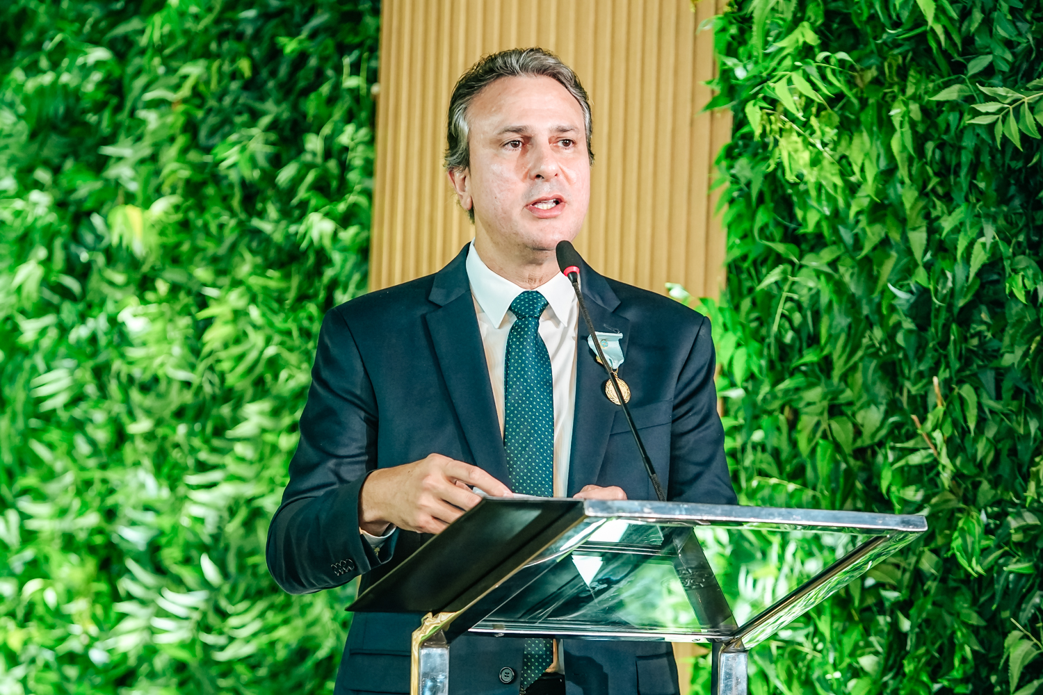Novo Ensino Médio: Camilo Santana celebra aprovação na Câmara e planeja implementação Novo Ensino Médio: Camilo Santana celebra aprovação na Câmara e planeja implementação