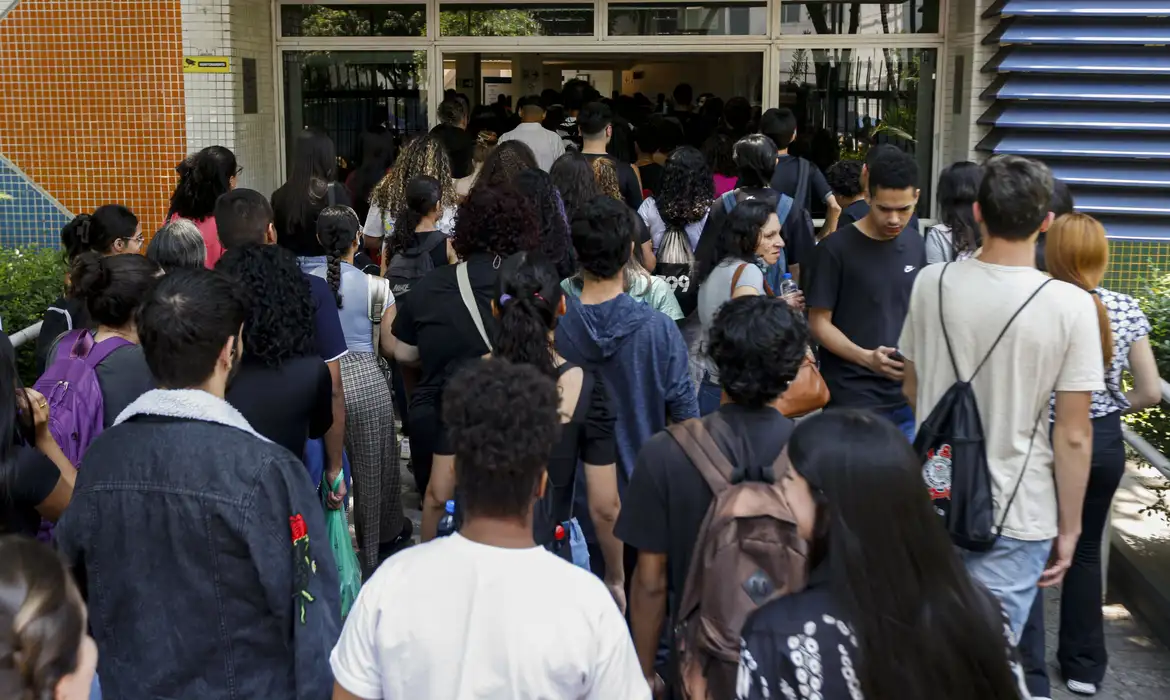 STF prorroga cotas raciais em concursos até Congresso votar nova lei STF prorroga cotas raciais em concursos até Congresso votar nova lei