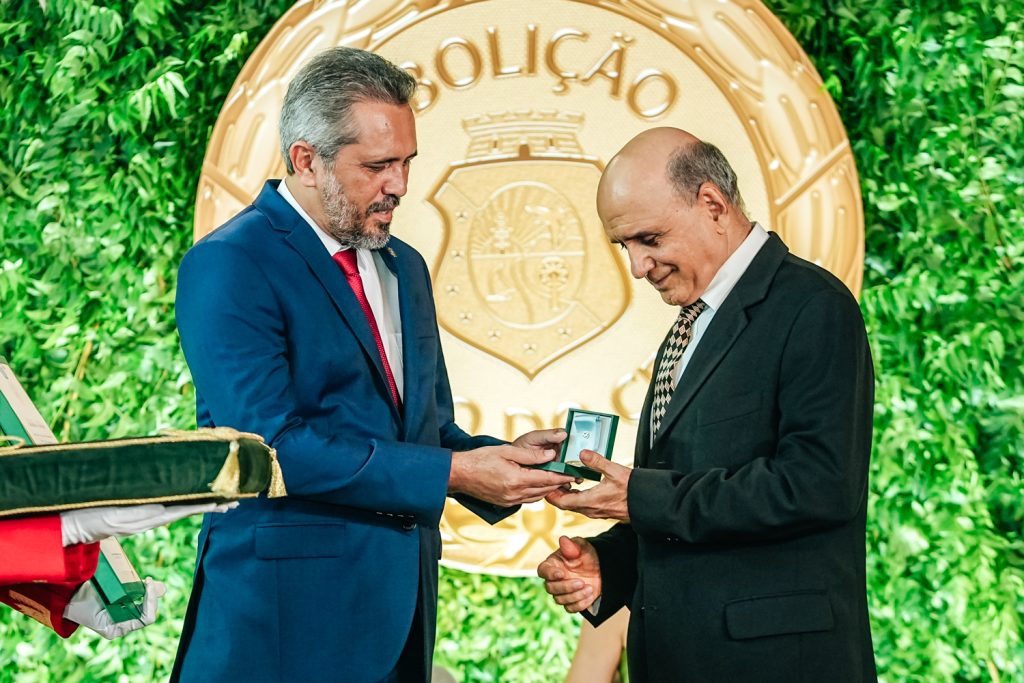 Elmano De Freitas E Luis Carlos Barreto (2)