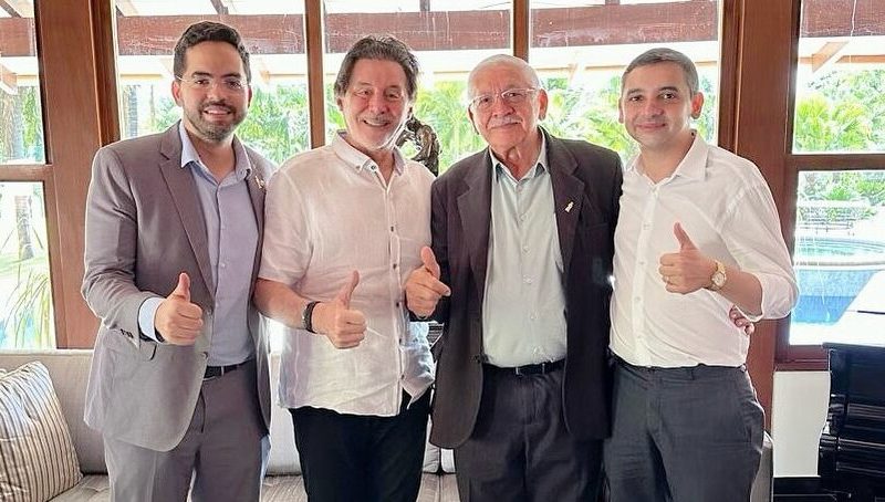 Eunício Oliveira reafirma apoio à pré-candidatura de Davi de Raimundão em Juazeiro do Norte
