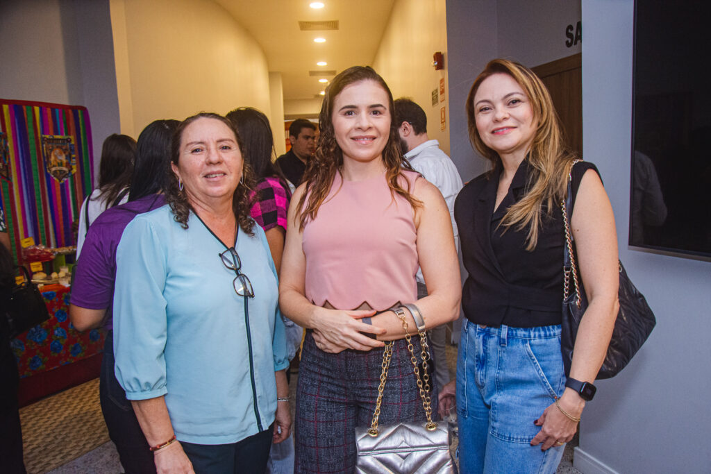 Everline Sousa, Waleska Queiroz E Ivina Rocha
