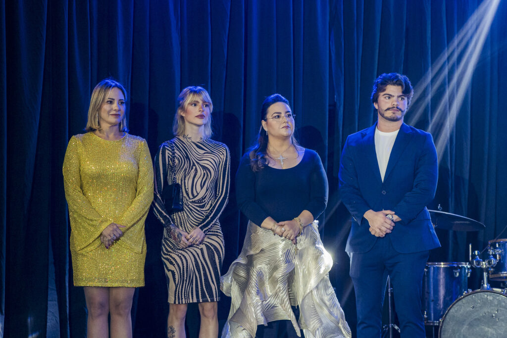 Gaida Dias, Maria Dias, Mayara Silva E Michael Dias