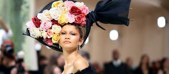 Confira alguns looks de famosos no Met Gala 2024 Confira alguns looks de famosos no Met Gala 2024