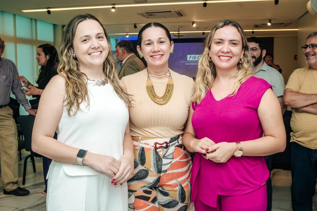 Issis Alves, Manoela Amaro E Mona Farias