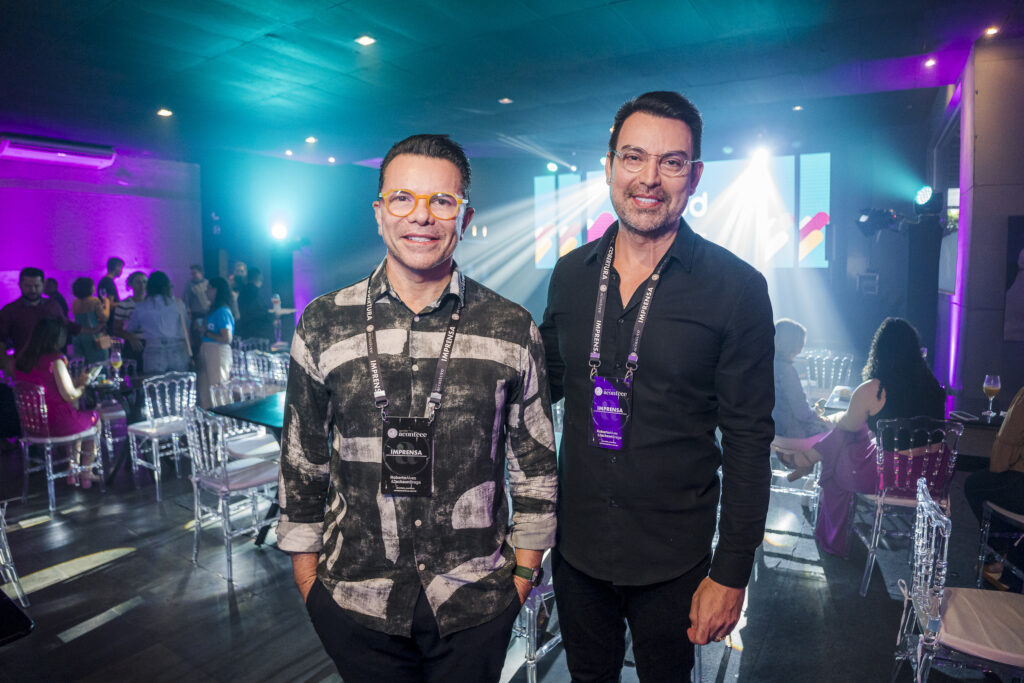 Jackson Pereira E Roberto Alves