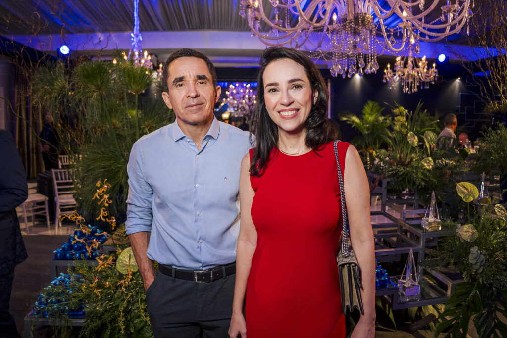 Julio Saraiva E Luciana Lobo