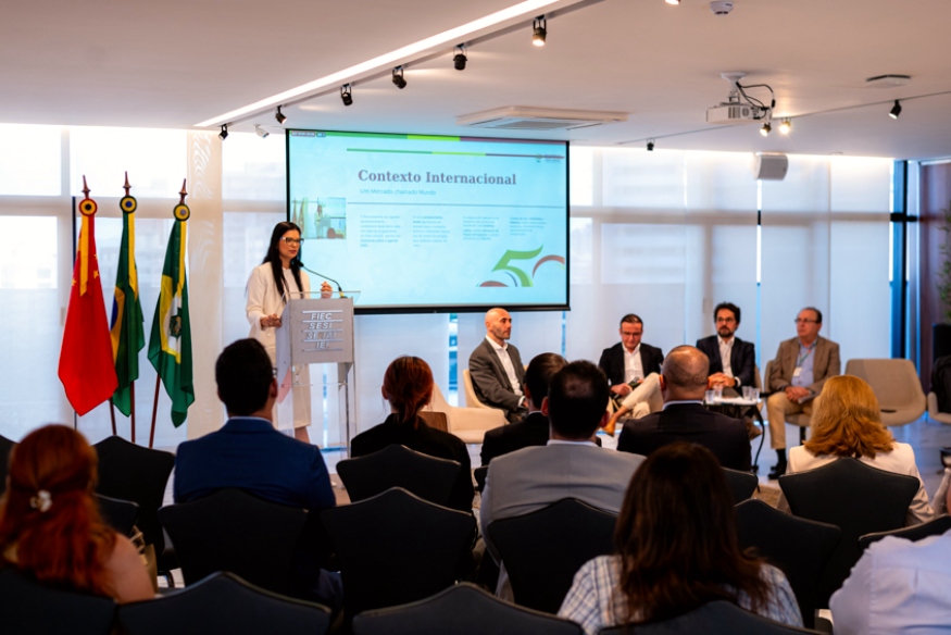 Karina Frota destaca fortalecimento das relações comerciais entre Ceará e China