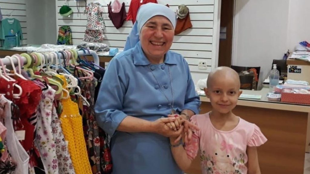 Lar Amigos De Jesus Promove “bazar Da Mamãe”