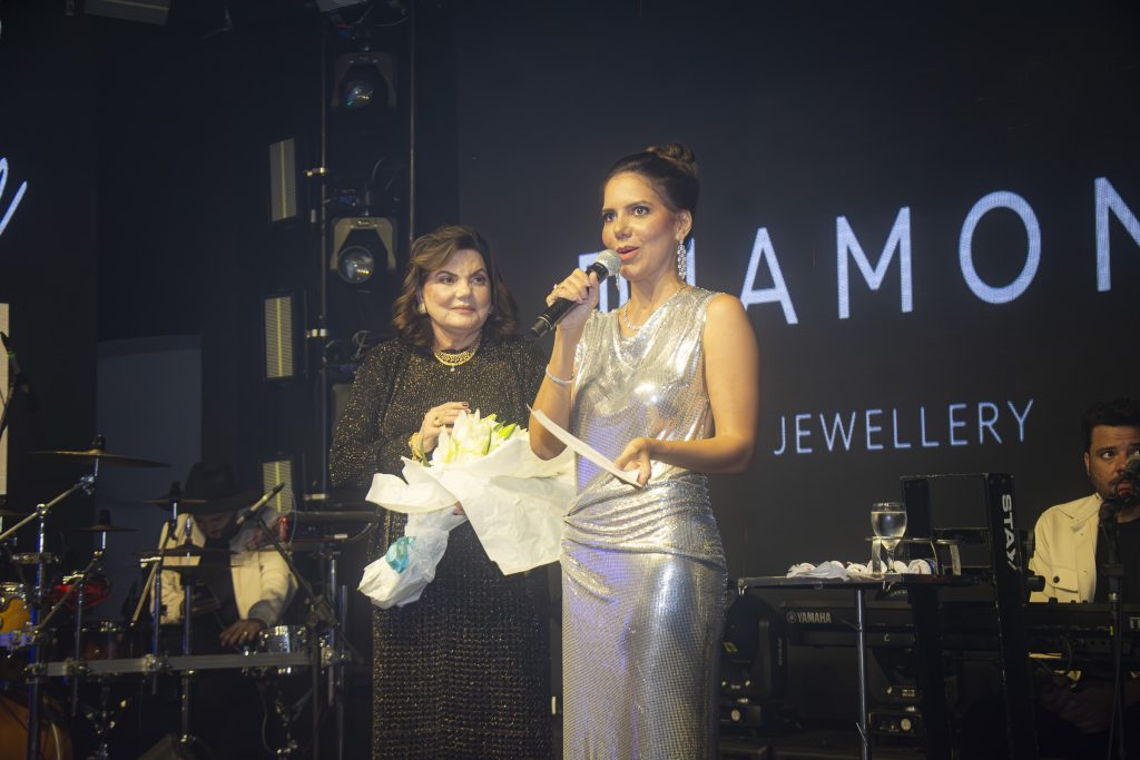 Luisiane Esteves E Ana Carolina Fontenele