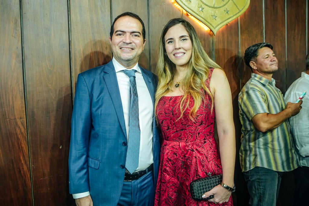 Marcelo Paz E Jade Romero