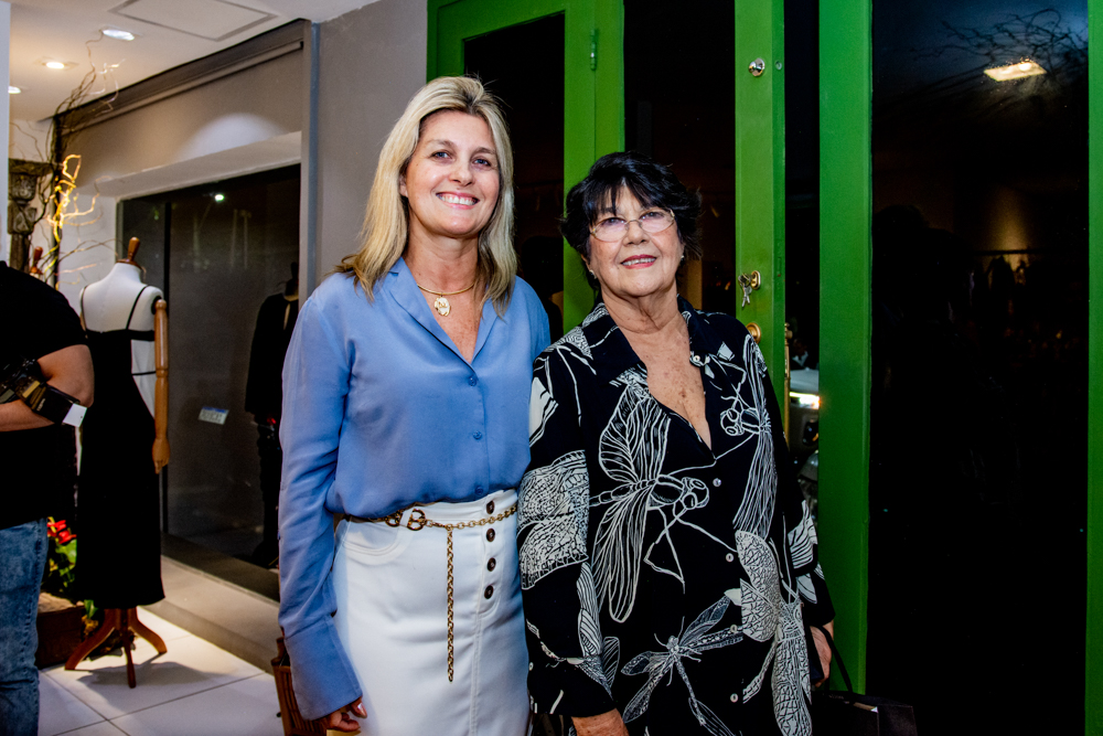 Monique E Silvia Gurgel