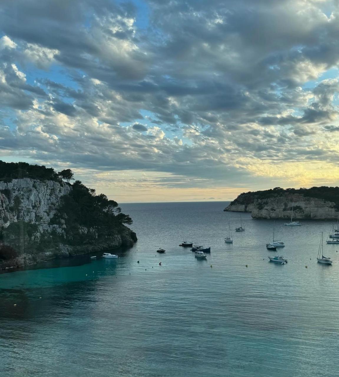 Pompeu Vasconcelos E Mariana Da Fonte Desfrutam De Férias Paradisíacas Em Menorca (2)