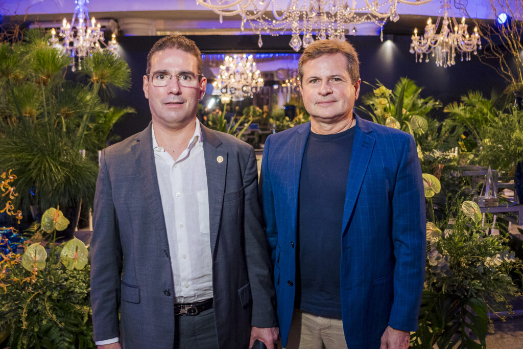 Roberto Araujo E Marcos Andre Borges