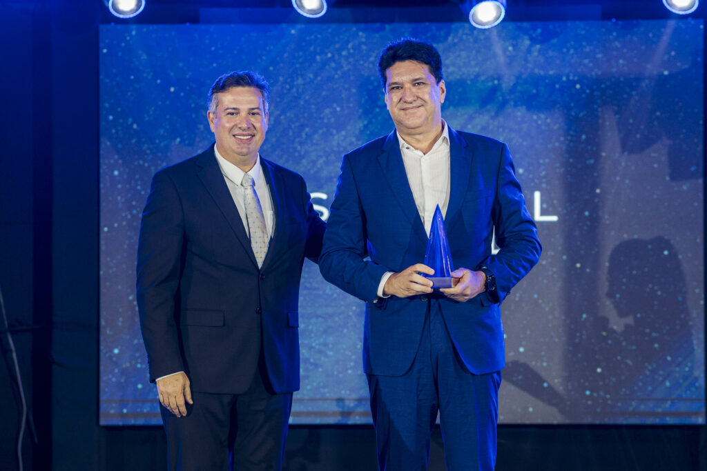 Samuel Dias E Vitor Queiroz Frota