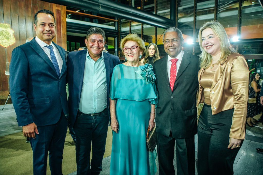 Vitor Valim, Jhon Monteiro, Socorro França, Waldemir Catanho E Joelise Culier