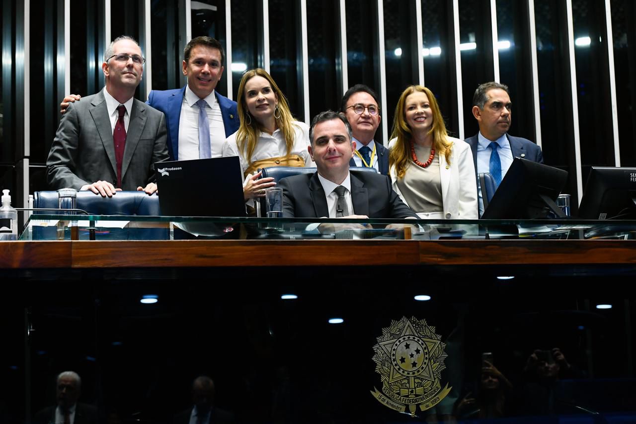 Senado aprova Programa Emergencial de Retomada do Setor de Eventos com voto favorável de Janaína Farias